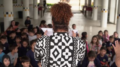 Da África para o Vale: espetáculo bilíngue leva lendas angolanas a Timbó, Ilhota e Guabiruba