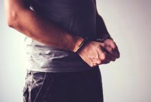 Homem é preso após descumprir medida protetiva e importunar ex-companheira em Blumenau