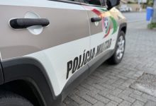 Motocicleta furtada é encontrada em área de mata e recuperada pela Polícia Militar em Indaial