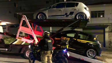 Racha na BR-101 acaba em perseguição e prisão de dois motoristas em SC