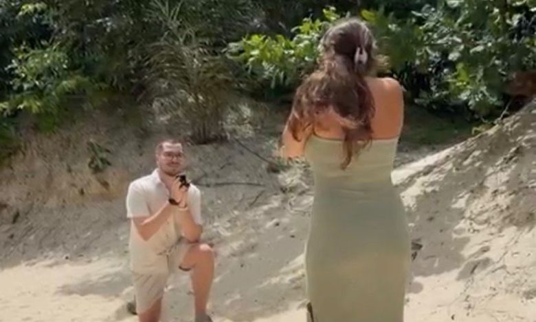 Noiva se emociona, esquece de dizer “sim” e pedido de noivado viraliza