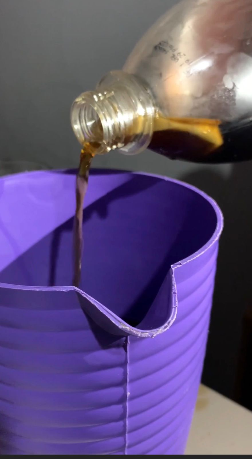 Coca-Cola com “surpresa” dentro? Caso levanta dúvidas e revolta consumidora