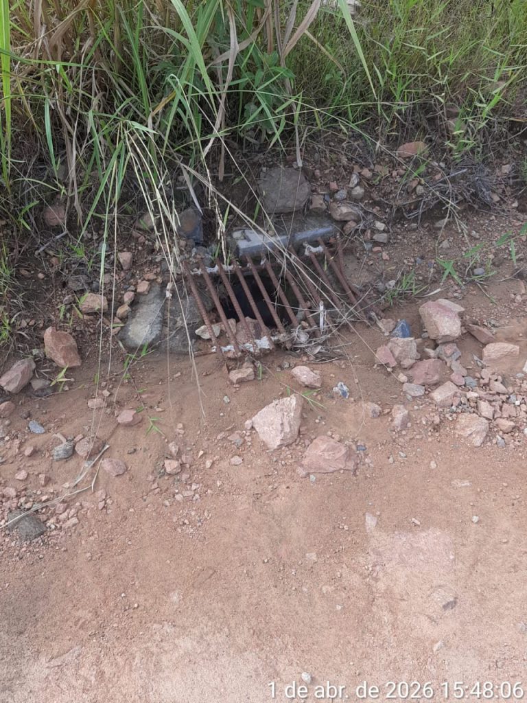Moradores de Indaial expõem série de ruas que deixam explícita a falta de infraestrutura na cidade. Foto: Misturebas News.