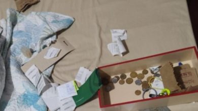 Criminosos invadem residência nos fundos de comércio, agridem e amarram mulher durante roubo em Rodeio