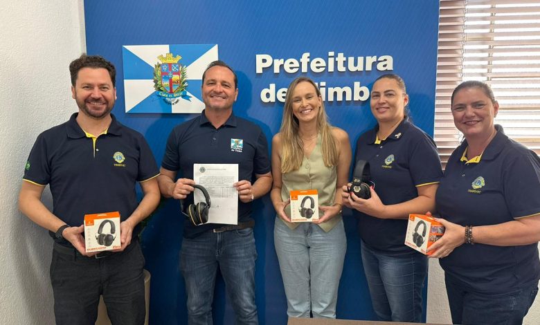 Parceria entre Prefeitura e Lions Clube garante abafadores de som para alunos autistas em escolas de Timbó
