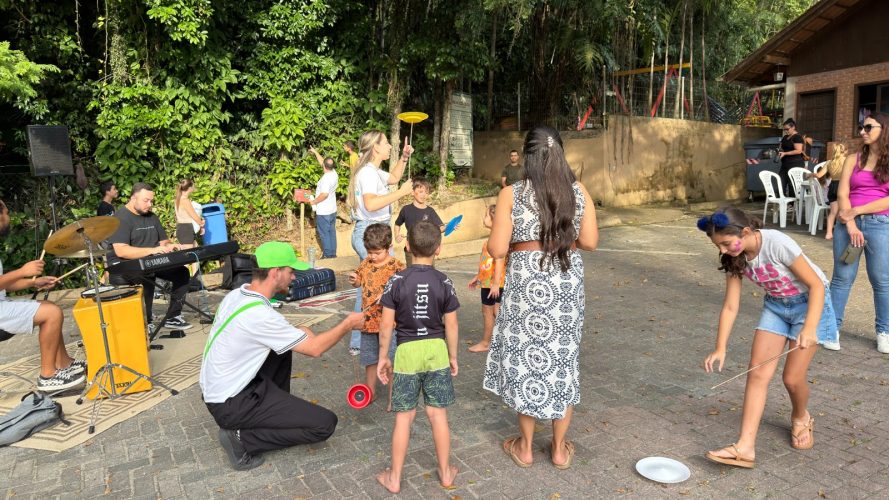 Piquenique da Inclusão encanta famílias e celebra as diferenças em mais uma edição de sucesso em Indaial