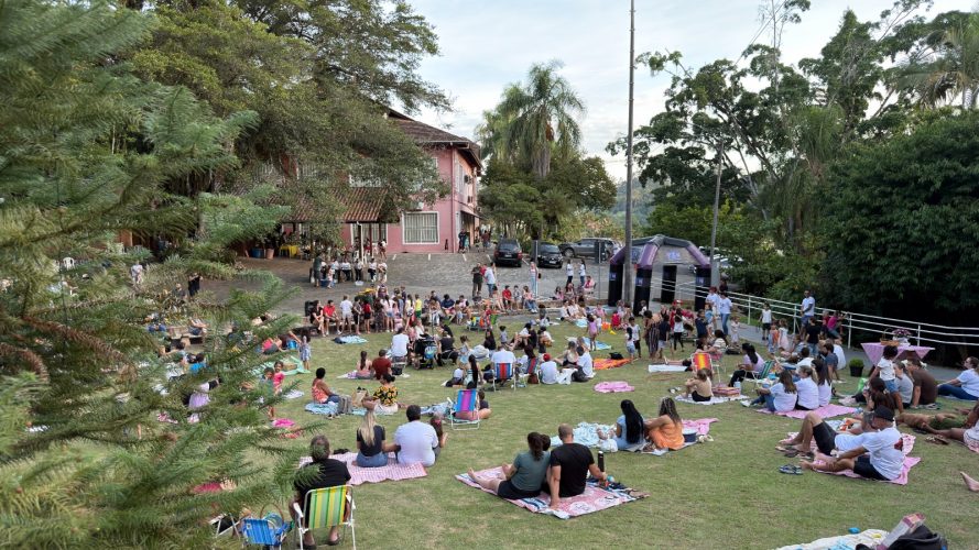 Piquenique da Inclusão encanta famílias e celebra as diferenças em mais uma edição de sucesso em Indaial