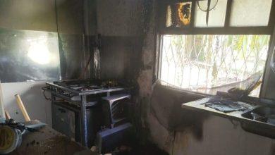 Fogo em comércio assusta moradores no bairro Industrial, em Timbó