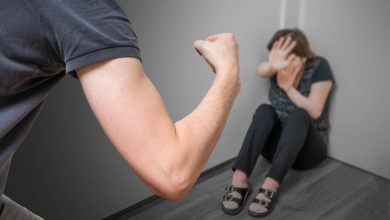 Nem dentro de casa há paz: noite registra agressões e ameaças em Blumenau