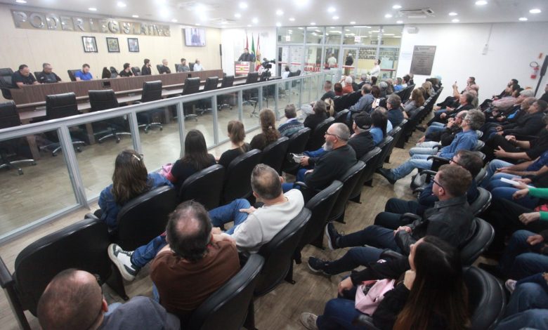 Impasse viário no Badenfurt mobiliza moradores e lota audiência pública em Blumenau