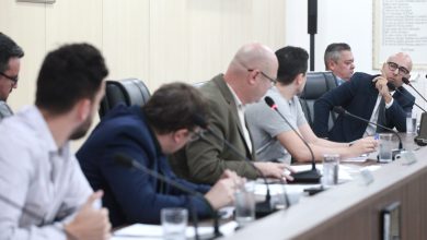 Comissão Processante ouve testemunhas e vereador afastado em etapa decisiva do processo em Blumenau