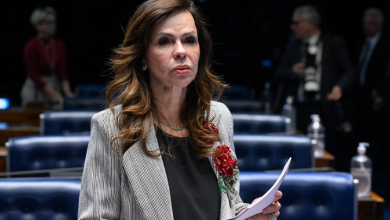 Piso nacional dos professores sobe para R$ 5.130 com nova fórmula de reajuste