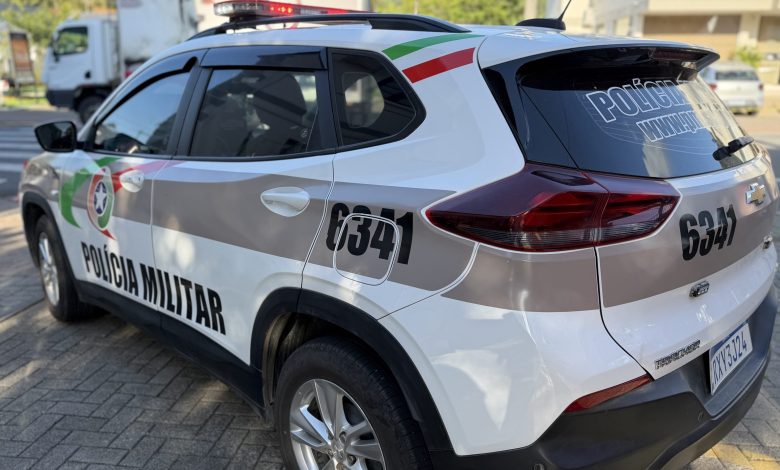 Homem é preso após agredir ex-mulher e filhos durante discussão dentro de residência em Pomerode