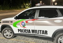 Homem condenado por homicídio qualificado é preso pela Polícia Militar dentro do Fórum de Timbó