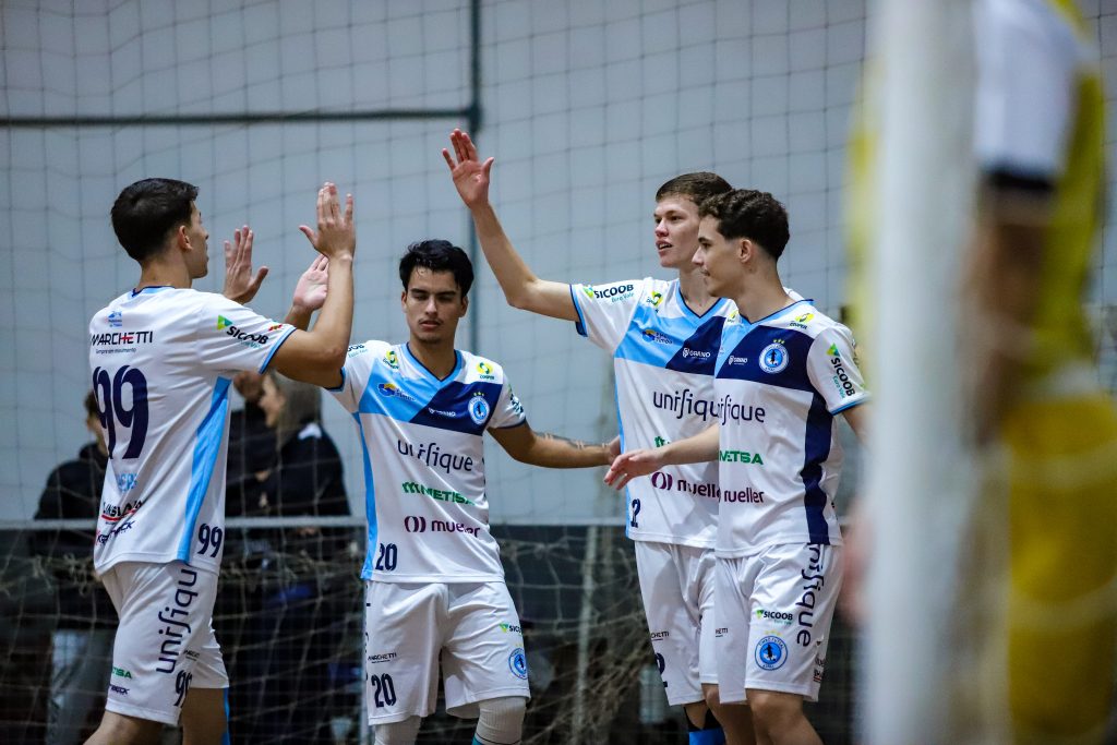 Depois de 25 anos, Timbó volta ao cenário estadual adulto com equipe mais jovem da Série Bronze