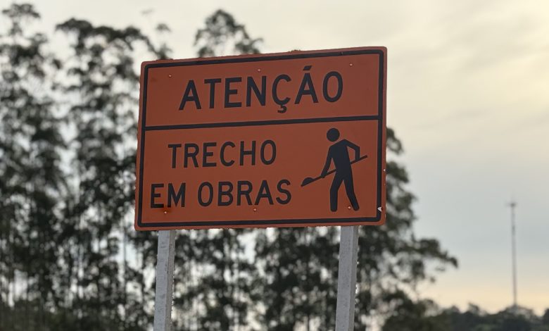 Obras na BR-470 fecham retorno em Navegantes durante o dia até junho
