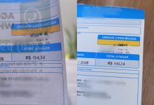 “Eu acho que a Celesc tá roubando a gente”, diz moradora após aumento nas contas de energia em condomínio de Timbó