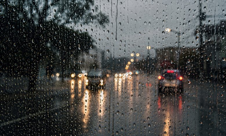 Ciclone extratropical muda o tempo em SC e traz chuva forte, ventania e queda nas temperaturas