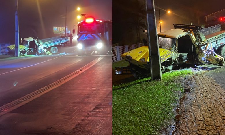 Motorista fica gravemente ferido, em Apiúna, após colidir contra carreta e poste