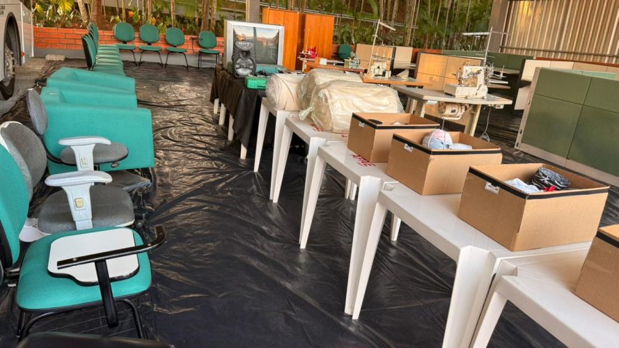APAE de Timbó promove ação beneficente com bazar repleto de ofertas e produtos para toda a comunidade