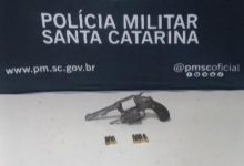 Discussão por som alto em Dia das Mães termina com disparo de arma de fogo e prisão em Blumenau