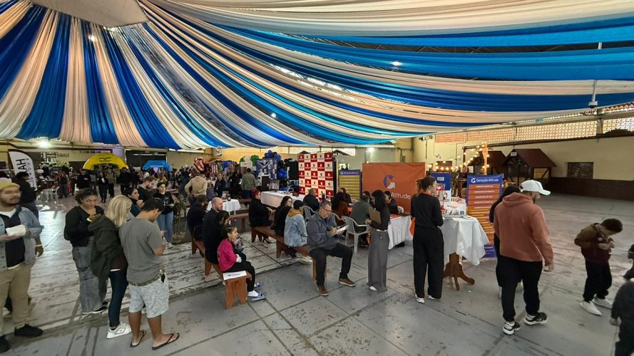 Feirão do Emprego em Timbó bate recorde de participação e amplia oportunidades com 29 empresas envolvidas