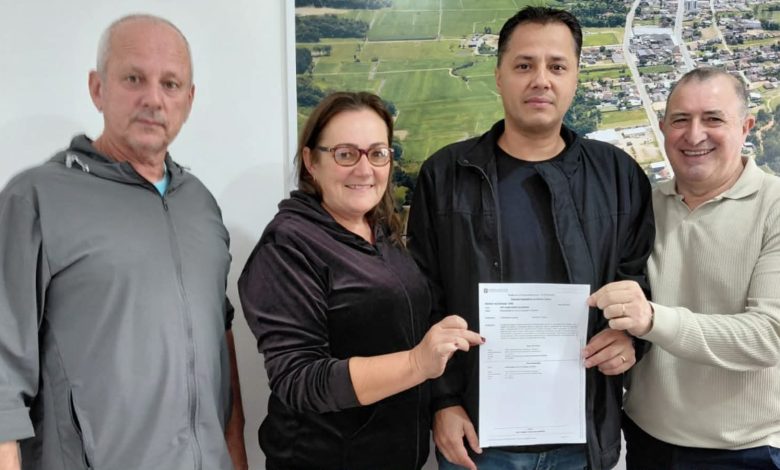 Vereadora garante mais R$ 150 mil para pavimentação de ruas em Rodeio