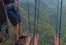 Brasileiro encara parque radical na China e reação de desespero viraliza nas redes