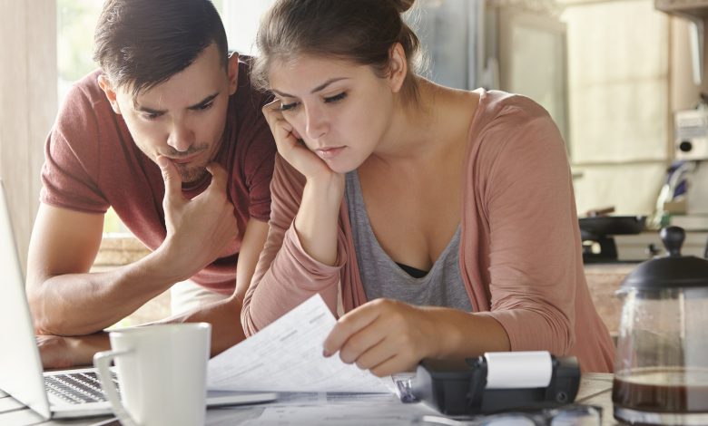 Como pequenos gastos podem virar grandes dívidas