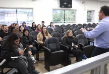 Câmara de Blumenau promove formação sobre leis, fiscalização e democracia