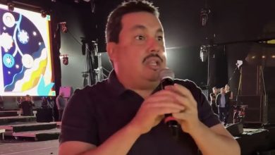Prefeito chama Gusttavo Lima de "ladrão" e cobra devolução de cachê de R$ 1,35 milhão
