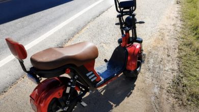 Queda de bicicleta elétrica deixa ciclista ferida em Rodeio