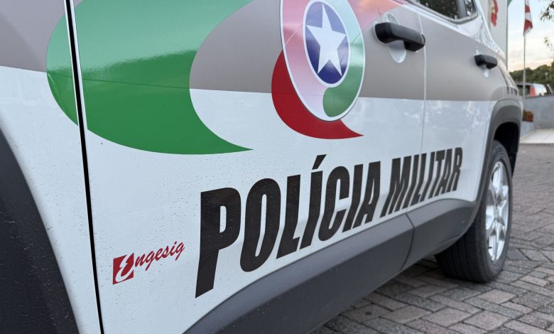 Filha presencia agressões contra a mãe, grita por socorro e homem é preso em Indaial