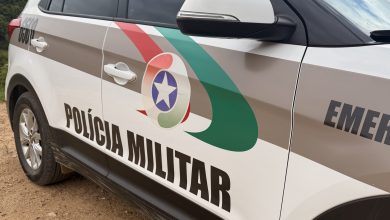 Denúncia de agressão e possível violação de medida protetiva leva homem à delegacia em Timbó