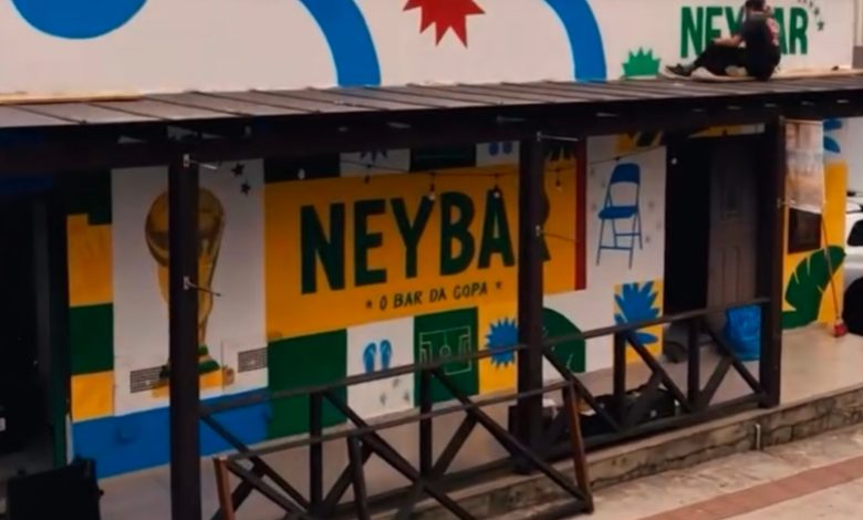 Em clima de Copa, novo bar temático inspirado em Neymar chama atenção em SC