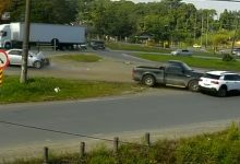 Acidente em trecho conhecido por colisões envolve três veículos na BR-470, em Blumenau