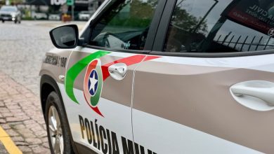 Em menos de 13 horas, PM cumpre cinco mandados de prisão em Indaial; estelionato e homicídio estão entre os casos