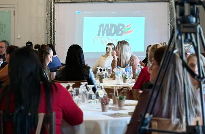MDB Mulher de Indaial promove encontro e coloca aposentadoria e direitos femininos em pauta
