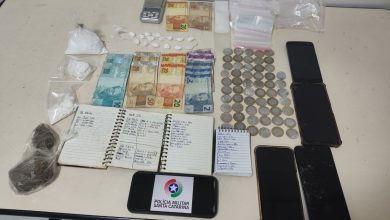PM desarticula esquema de tráfico e apreende drogas, balança de precisão e dinheiro em Gaspar