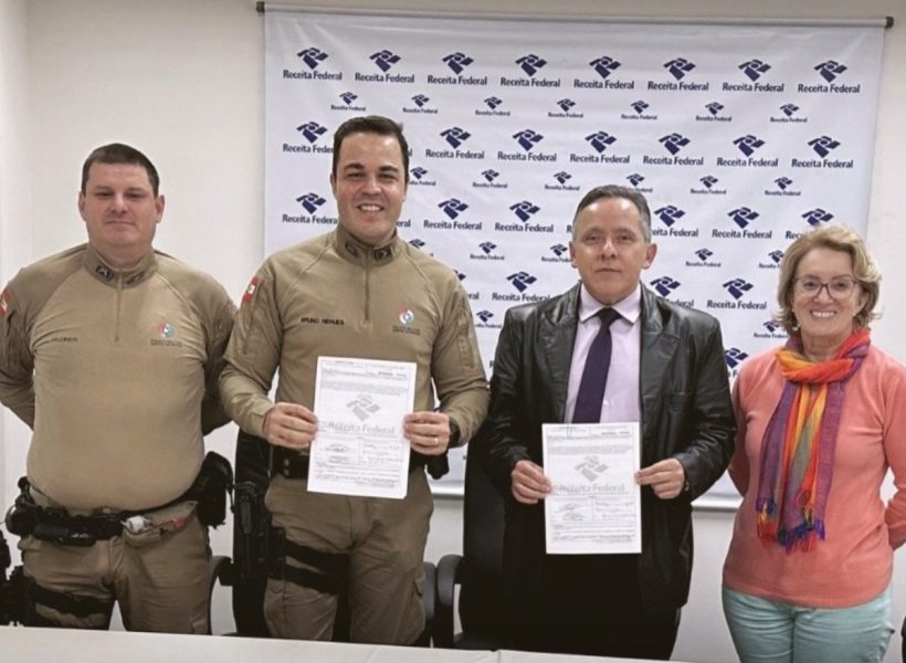 Tecnologia e modernização: 32º BPM recebe novos equipamentos da Receita Federal