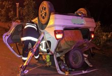 Motorista é resgatado após carro capotar durante a madrugada em Ascurra