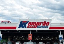 Supermercados Koch adotam jornada 5x2 sem redução salarial após acordo em SC