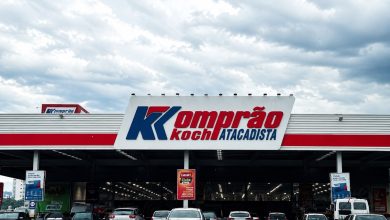 Supermercados Koch adotam jornada 5x2 sem redução salarial após acordo em SC