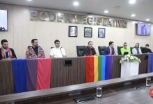 Artistas, ativistas e entidades recebem homenagens da Câmara de Blumenau no Mês do Orgulho LGBT