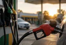 Alta do petróleo faz governo adiar fim do desconto na gasolina