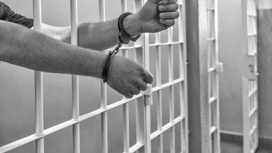 Homem procurado por receptação é localizado e preso em Blumenau