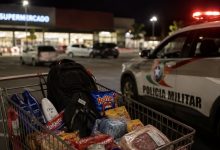 Casal é preso após tentar furtar mais de R$ 640 em mercadorias de supermercado em Blumenau