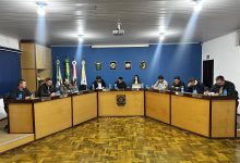 Projetos, indicações para melhorias e homenagem a estudantes marcam sessão da Câmara de Apiúna
