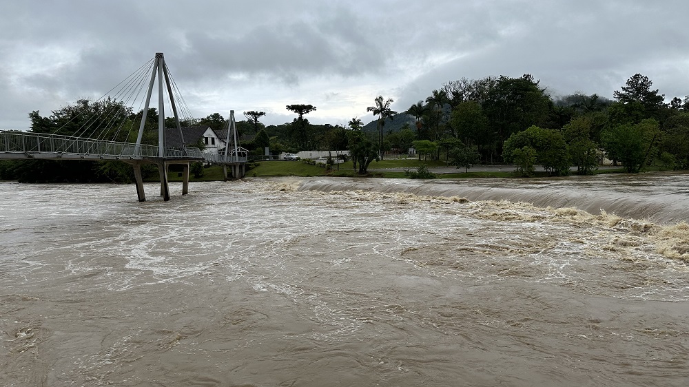 Pacífico atinge condições históricas de Super El Niño e fenômeno pode ser um dos mais intensos dos últimos 150 anos