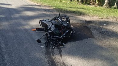 Motociclista morre após colisão com carreta na BR-470, em Indaial
